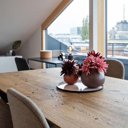 Sophisticated Apartment In Bregenz With Balcony Bagian luar foto