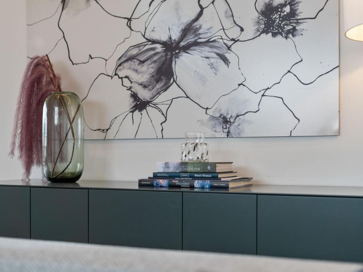 Sophisticated Apartment In Bregenz With Balcony Bagian luar foto